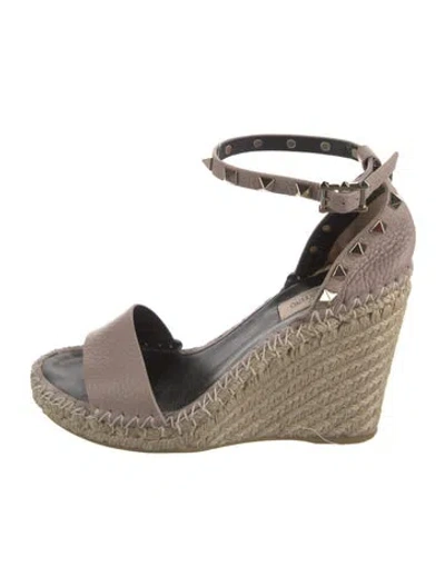 Pre-owned Valentino Garavani Rockstud Accents Leather Espadrilles In Pink