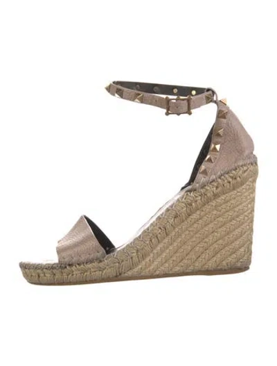 Pre-owned Valentino Garavani Rockstud Accents Leather Espadrilles In Pink