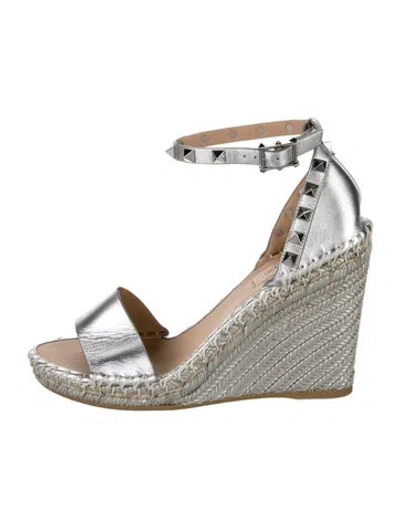 Pre-owned Valentino Garavani Rockstud Accents Leather Espadrilles In Silver