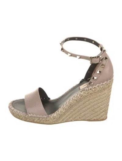 Pre-owned Valentino Garavani Rockstud Accents Leather Espadrilles W/ Tags In Neutral