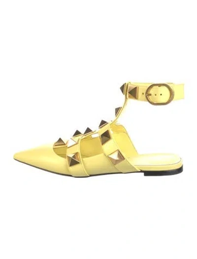 Pre-owned Valentino Garavani Rockstud Accents Leather Flats In Yellow