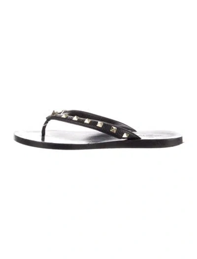 Pre-owned Valentino Garavani Rockstud Accents Leather Flip Flops In Black