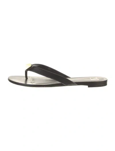 Pre-owned Valentino Garavani Rockstud Accents Leather Flip Flops In Black
