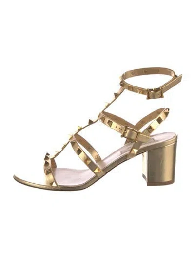 Pre-owned Valentino Garavani Rockstud Accents Leather Gladiator Sandals