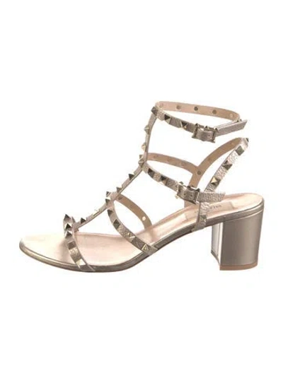Pre-owned Valentino Garavani Rockstud Accents Leather Gladiator Sandals
