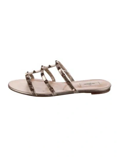 Pre-owned Valentino Garavani Rockstud Accents Leather Gladiator Sandals