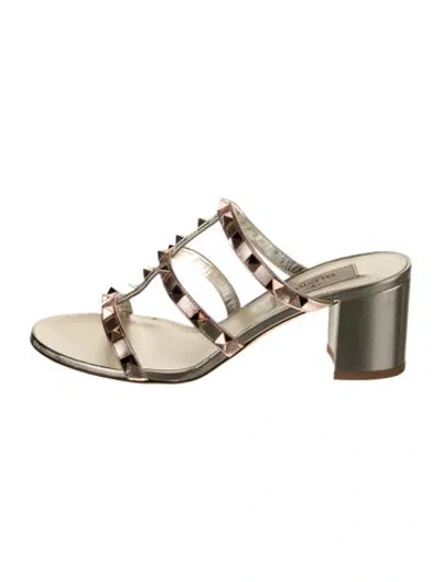 Pre-owned Valentino Garavani Rockstud Accents Leather Gladiator Sandals