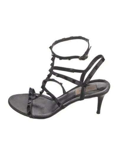 Pre-owned Valentino Garavani Rockstud Accents Leather Gladiator Sandals In Black