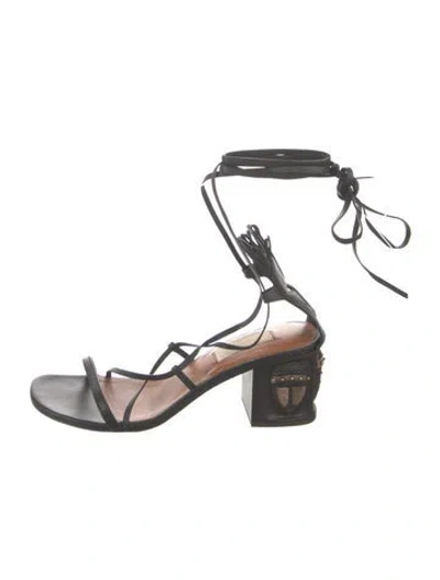 Pre-owned Valentino Garavani Rockstud Accents Leather Gladiator Sandals In Black