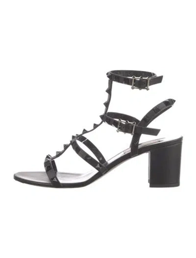 Pre-owned Valentino Garavani Rockstud Accents Leather Gladiator Sandals In Black