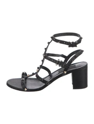 Pre-owned Valentino Garavani Rockstud Accents Leather Gladiator Sandals In Black