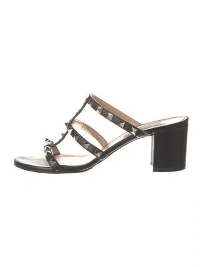Pre-owned Valentino Garavani Rockstud Accents Leather Gladiator Sandals In Black