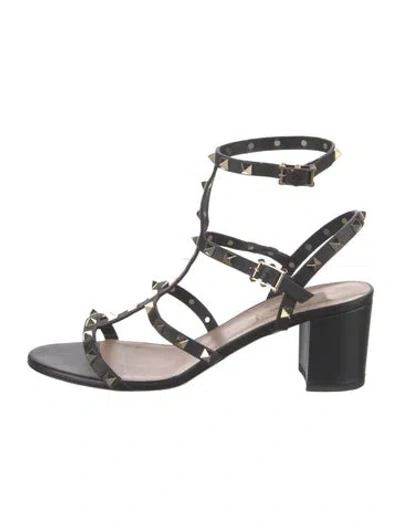 Pre-owned Valentino Garavani Rockstud Accents Leather Gladiator Sandals In Black