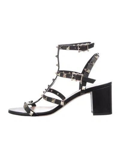 Pre-owned Valentino Garavani Rockstud Accents Leather Gladiator Sandals In Black