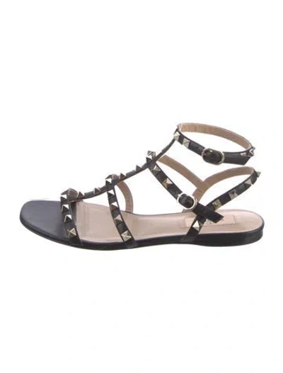 Pre-owned Valentino Garavani Rockstud Accents Leather Gladiator Sandals In Black