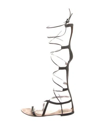 Pre-owned Valentino Garavani Rockstud Accents Leather Gladiator Sandals In Black