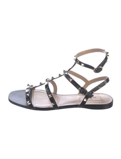 Pre-owned Valentino Garavani Rockstud Accents Leather Gladiator Sandals In Black