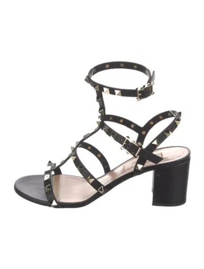 Pre-owned Valentino Garavani Rockstud Accents Leather Gladiator Sandals In Black