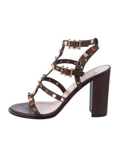 Pre-owned Valentino Garavani Rockstud Accents Leather Gladiator Sandals In Brown