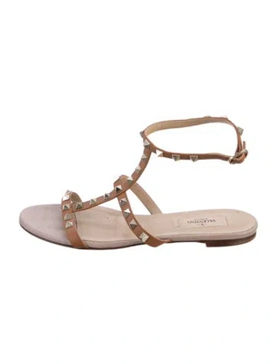 Pre-owned Valentino Garavani Rockstud Accents Leather Gladiator Sandals In Brown