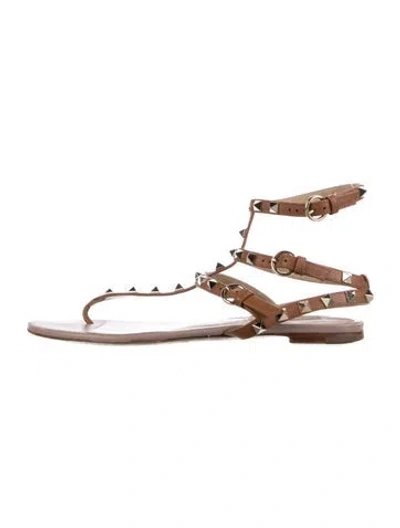 Pre-owned Valentino Garavani Rockstud Accents Leather Gladiator Sandals In Brown