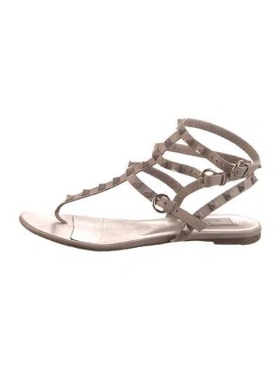 Pre-owned Valentino Garavani Rockstud Accents Leather Gladiator Sandals In Gold