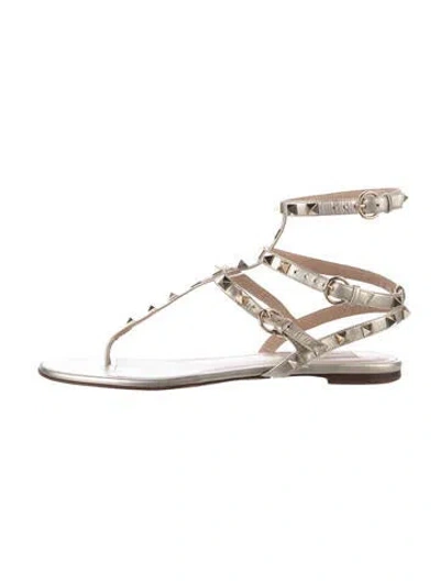 Pre-owned Valentino Garavani Rockstud Accents Leather Gladiator Sandals In Gold