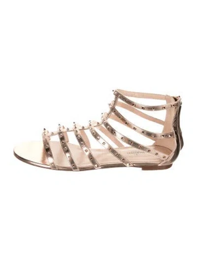 Pre-owned Valentino Garavani Rockstud Accents Leather Gladiator Sandals In Gold/metallic