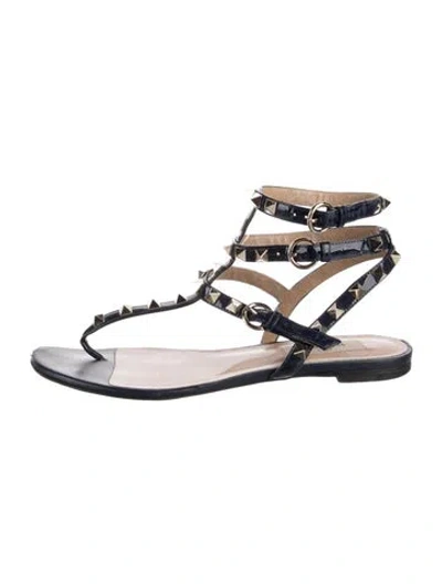 Pre-owned Valentino Garavani Rockstud Accents Leather Gladiator Sandals In Metallic/neutrals