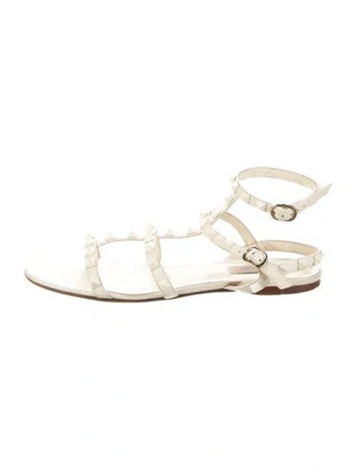 Pre-owned Valentino Garavani Rockstud Accents Leather Gladiator Sandals In Neutral