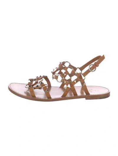 Pre-owned Valentino Garavani Rockstud Accents Leather Gladiator Sandals In Neutral