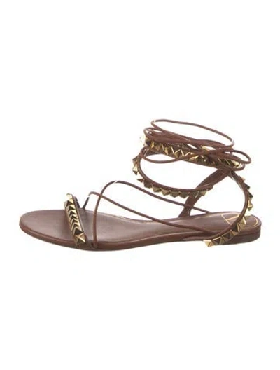 Pre-owned Valentino Garavani Rockstud Accents Leather Gladiator Sandals In Neutral