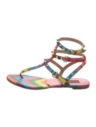 Pre-owned Valentino Garavani Rockstud Accents Leather Gladiator Sandals In Red