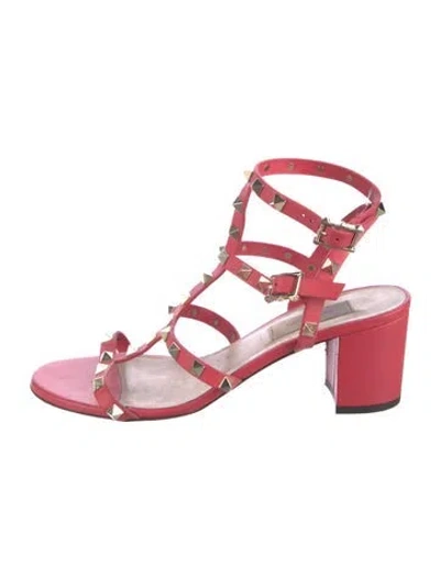 Pre-owned Valentino Garavani Rockstud Accents Leather Gladiator Sandals In Red