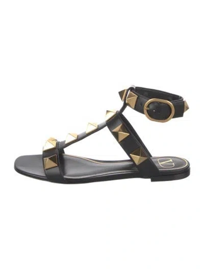 Pre-owned Valentino Garavani Rockstud Accents Leather Gladiator Sandals W/ Tags In Black