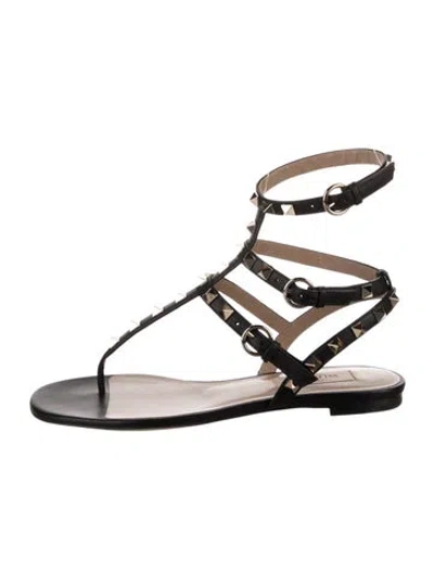 Pre-owned Valentino Garavani Rockstud Accents Leather Gladiator Sandals W/ Tags In Black