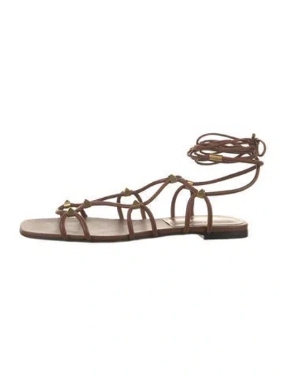 Pre-owned Valentino Garavani Rockstud Accents Leather Gladiator Sandals W/ Tags In Brown