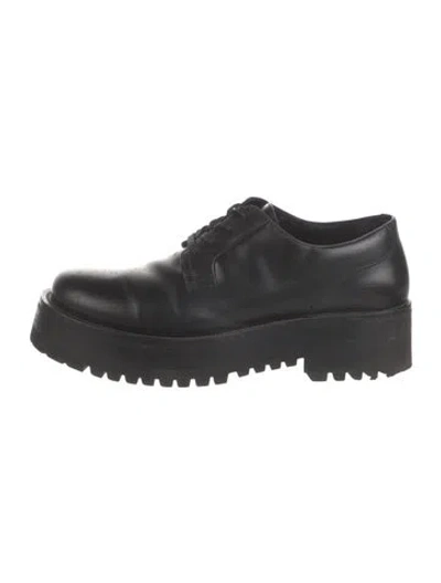Pre-owned Valentino Garavani Rockstud Accents Leather Lace-up Boots In Black