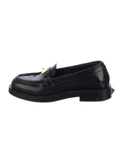 Pre-owned Valentino Garavani Rockstud Accents Leather Loafers In Black
