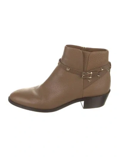 Pre-owned Valentino Garavani Rockstud Accents Leather Moto Boots In Brown