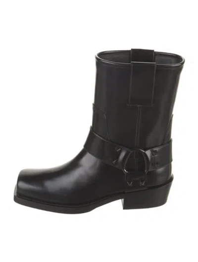 Pre-owned Valentino Garavani Rockstud Accents Leather Moto Boots W/ Tags In Black