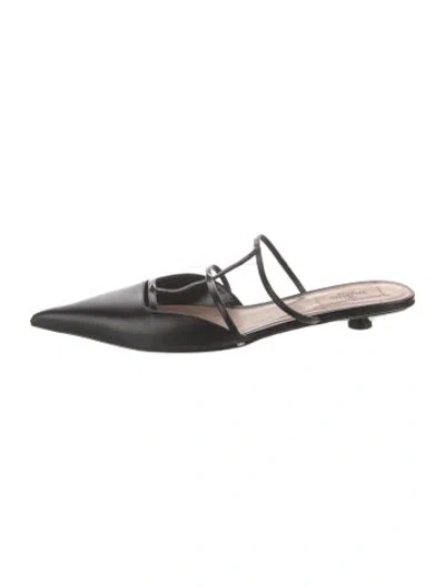 Pre-owned Valentino Garavani Rockstud Accents Leather Mules In Black