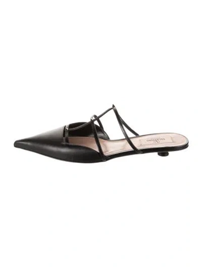 Pre-owned Valentino Garavani Rockstud Accents Leather Mules In Black