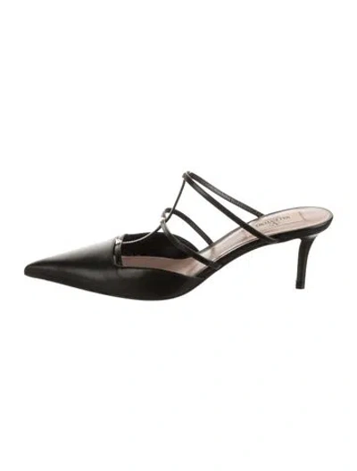 Pre-owned Valentino Garavani Rockstud Accents Leather Mules In Black