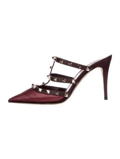 Pre-owned Valentino Garavani Rockstud Accents Leather Mules In Burgundy