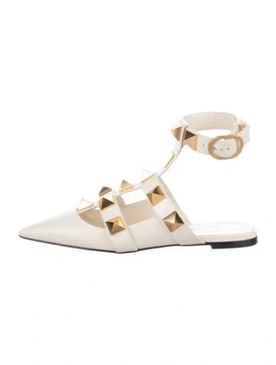 Pre-owned Valentino Garavani Rockstud Accents Leather Mules In Neutral