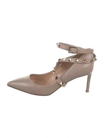 Pre-owned Valentino Garavani Rockstud Accents Leather Mules In Neutral