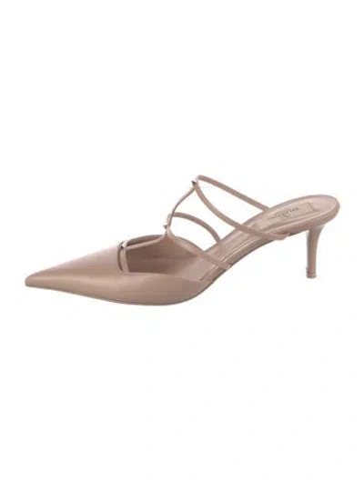 Pre-owned Valentino Garavani Rockstud Accents Leather Mules In Neutral