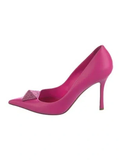 Pre-owned Valentino Garavani Rockstud Accents Leather Pumps In Pink