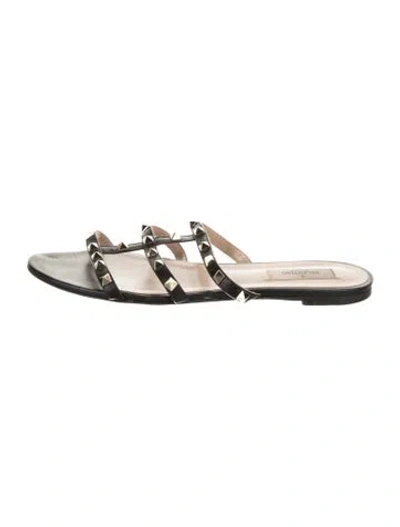 Pre-owned Valentino Garavani Rockstud Accents Leather Slides In Black